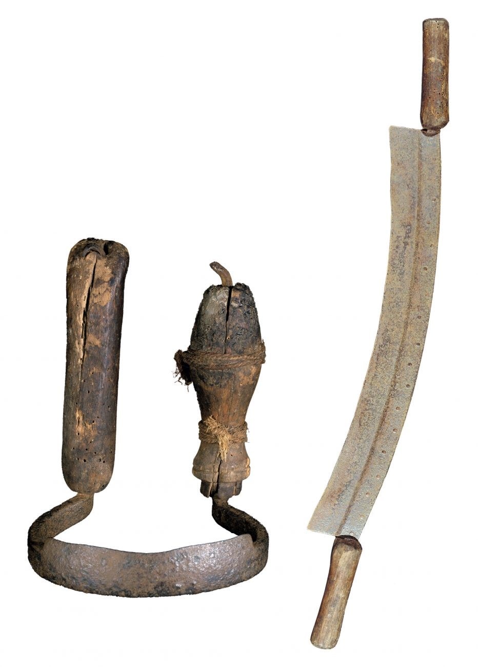 Whale harpoon and gum scraper used by Jacky Guard for whaling operations which are currently in the collections of Te Papa.